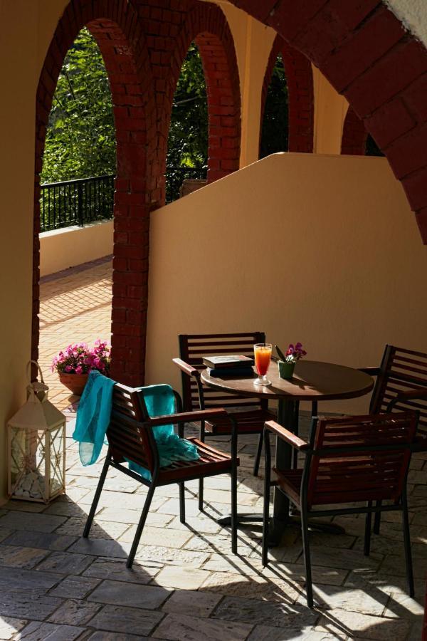 Hermes Hotel Vromolimnos Exterior foto