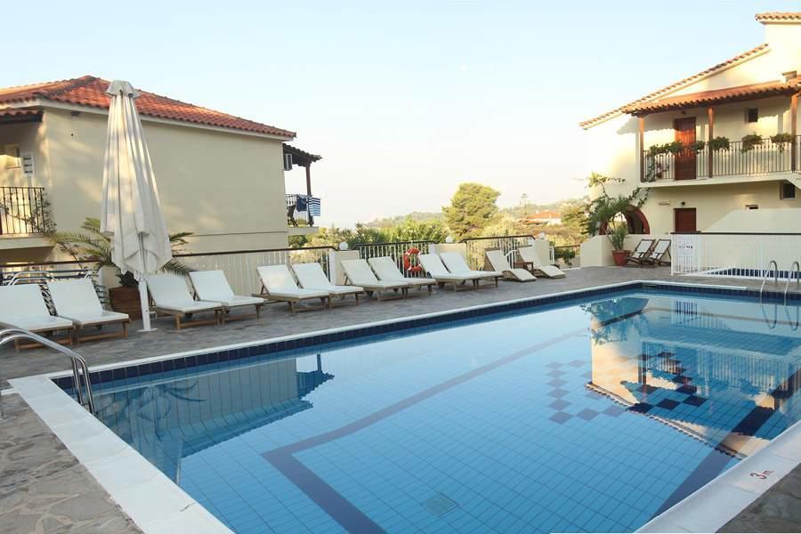 Hermes Hotel Vromolimnos Exterior foto
